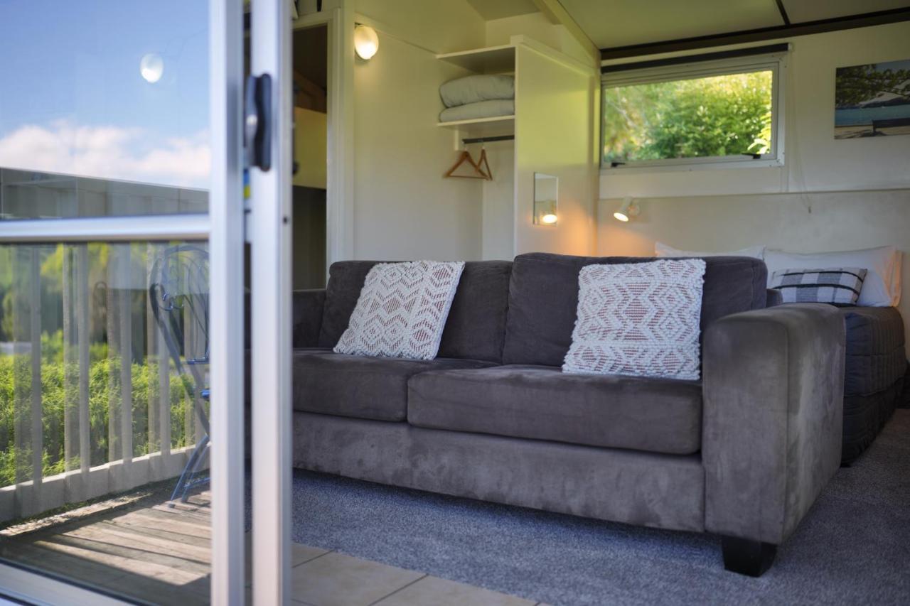 Akaroa Top 10 Holiday Park Exterior foto