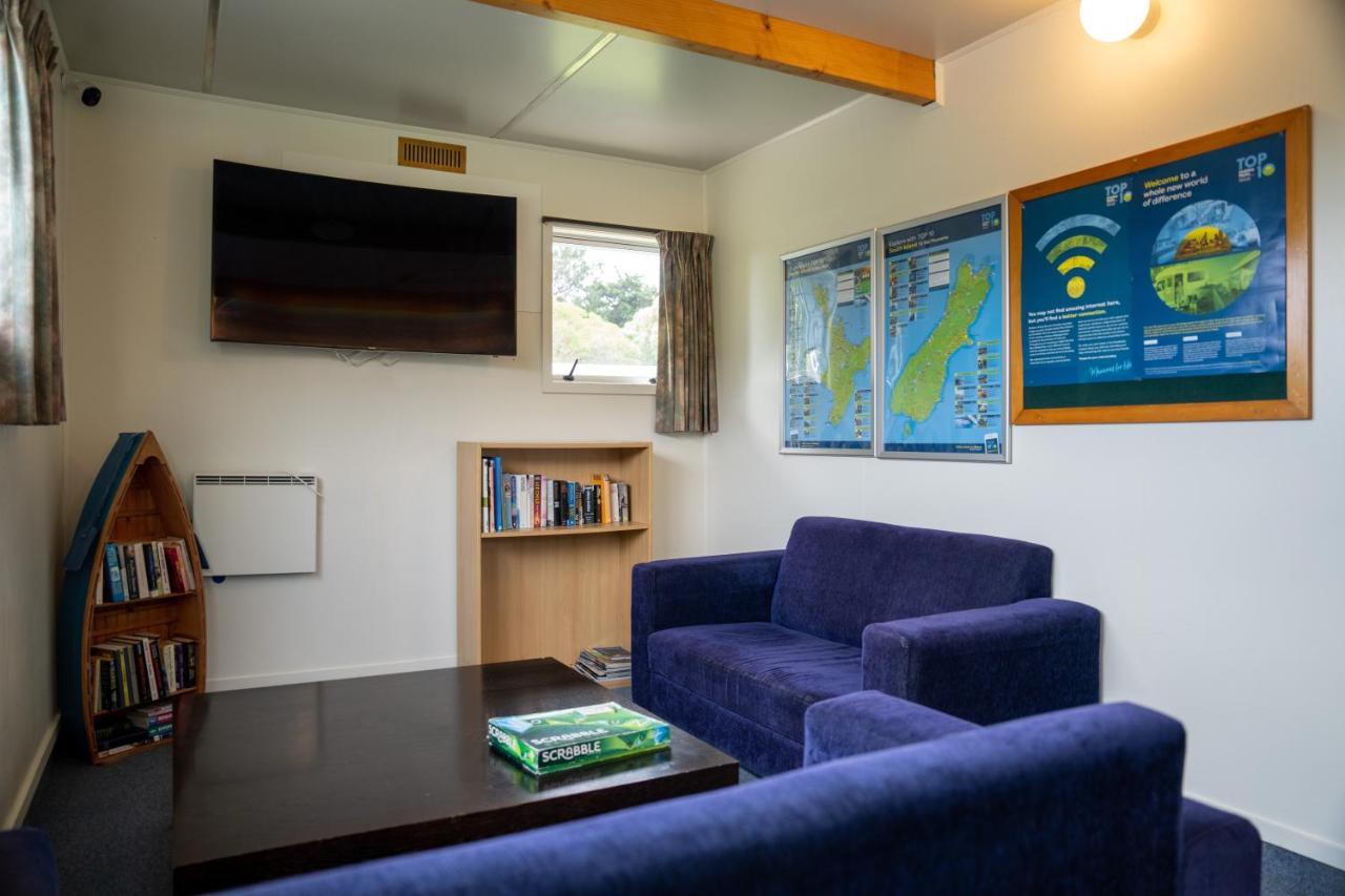 Akaroa Top 10 Holiday Park Exterior foto