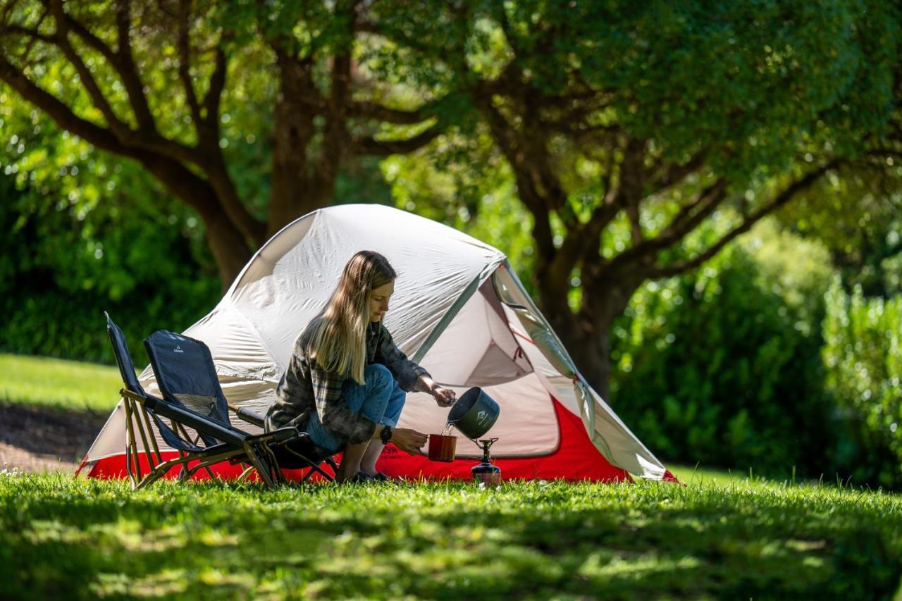 Akaroa Top 10 Holiday Park Exterior foto