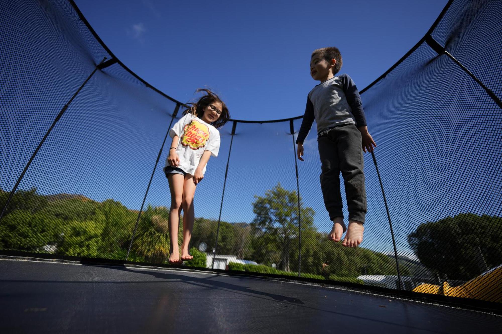 Akaroa Top 10 Holiday Park Exterior foto