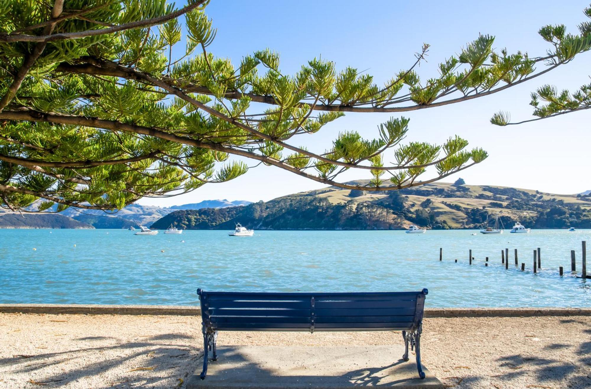 Akaroa Top 10 Holiday Park Exterior foto